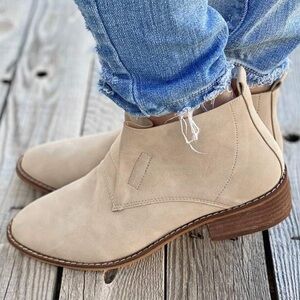 CCOCCI | boyfriend stone booties | 6.5